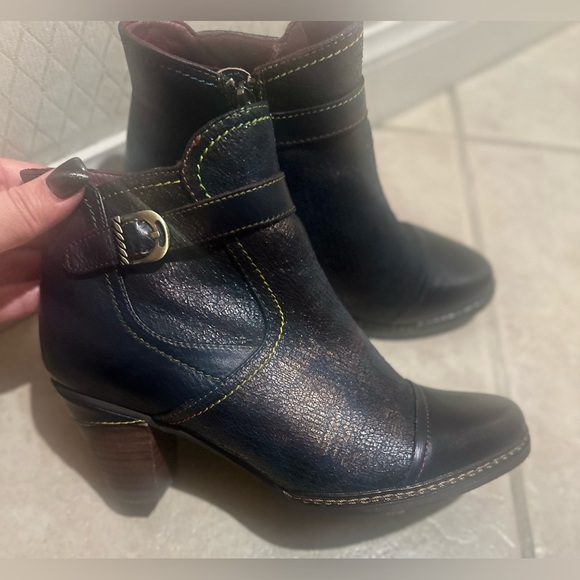 Women’s L'Artiste Spring Step Captivate Ankle Boots. Size 37 (US 6.5-7). - Picture 2 of 12
